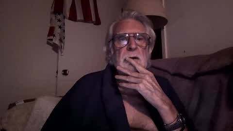 Snapshot of alphauniform chatting on 01.15.25 AlphaUniform online show from 01.15.25