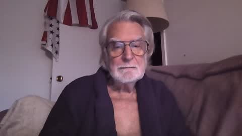 Snapshot of alphauniform chatting on 01.25.25 AlphaUniform online show from 01.25.25