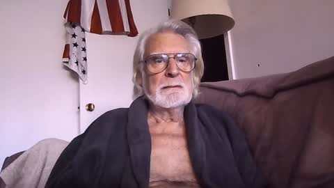 Snapshot of alphauniform chatting on 02.04.25 AlphaUniform online show from 02.04.25