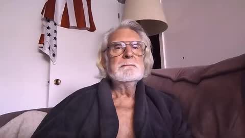 Snapshot of alphauniform chatting on 02.11.25 AlphaUniform online show from 02.11.25