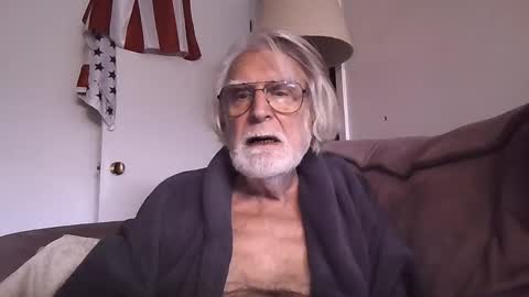 Snapshot of alphauniform chatting on 02.12.25 AlphaUniform online show from 02.12.25