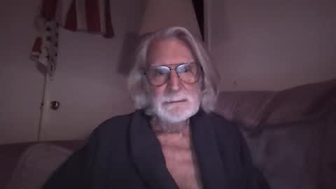 Snapshot of alphauniform chatting on 01.07.26 AlphaUniform online show from 01.07.26