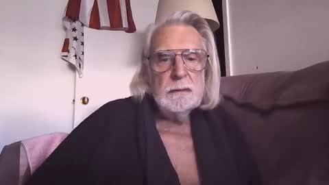 Snapshot of alphauniform chatting on 02.04.26 AlphaUniform online show from 02.04.26