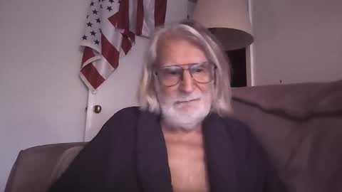 Snapshot of alphauniform chatting on 02.21.26 AlphaUniform online show from 02.21.26