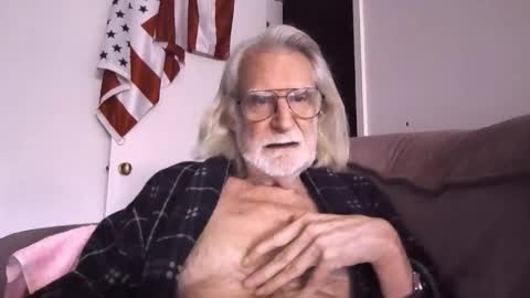 AlphaUniform online show from 03.17.26