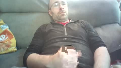 Snapshot of alrichough4 chatting on 12.30.24 Alric online show from 12.30.24