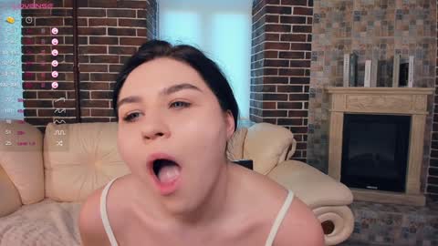 Snapshot of althenabarren chatting on 02.06.25 Rachel online show from 02.06.25