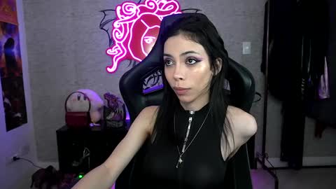 Snapshot of altsofie chatting on 12.08.24 Sofie Kimino online show from 12.08.24