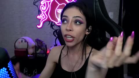 Snapshot of altsofie chatting on 12.10.24 Sofie Kimino online show from 12.10.24