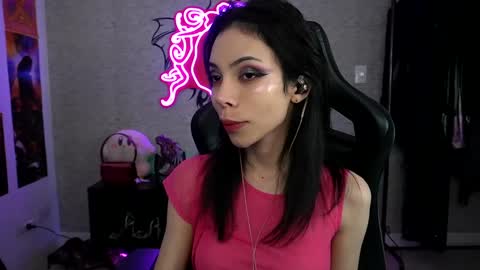 Snapshot of altsofie chatting on 12.11.24 Sofie Kimino online show from 12.11.24