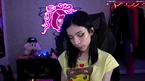 Snapshot of altsofie chatting on 01.05.25 Sofie Kimino online show from 01.05.25