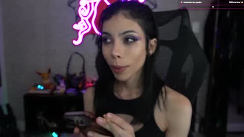 Snapshot of altsofie chatting on 01.11.25 Sofie Kimino online show from 01.11.25