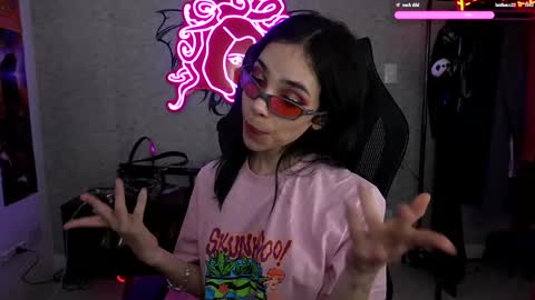 Snapshot of altsofie chatting on 02.03.25 Sofie Kimino online show from 02.03.25