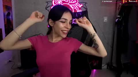 Snapshot of altsofie chatting on 02.14.25 Sofie Kimino online show from 02.14.25