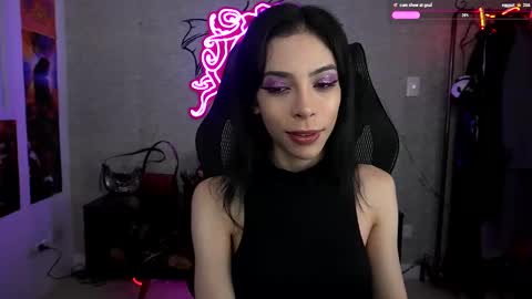 Snapshot of altsofie chatting on 02.16.25 Sofie Kimino online show from 02.16.25