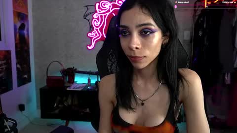 Snapshot of altsofie chatting on 03.09.25 Sofie Kimino online show from 03.09.25