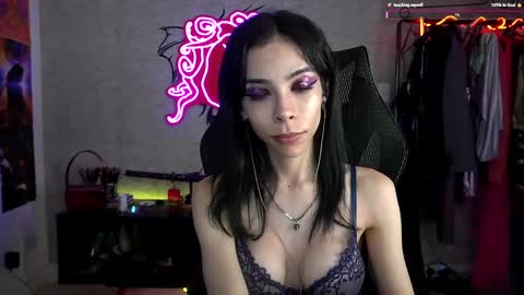 Snapshot of altsofie chatting on 03.11.25 Sofie Kimino online show from 03.11.25