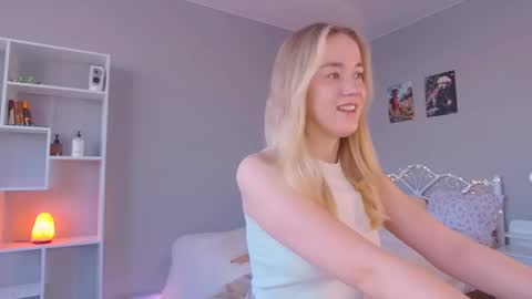 Amelia NEXT STREAM  online show from 02.21.25