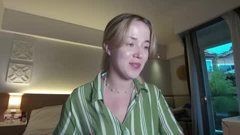 Amelia NEXT STREAM  online show from 09.27.25