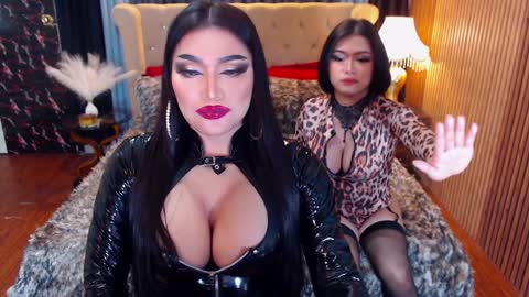 Alura Jhenson online show from 02.04.25