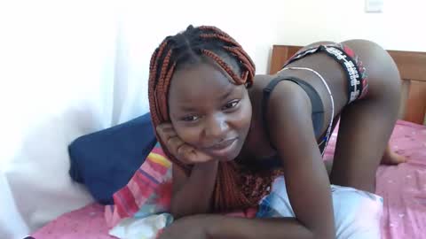Snapshot of alvine_keji chatting on 04.18.26 Alvine keji online show from 04.18.26