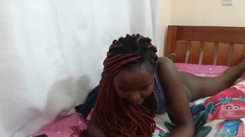 Snapshot of alvine_keji chatting on 04.30.26 Alvine keji online show from 04.30.26