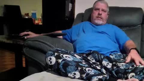 alwaysh0rnyn0w online show from 10.19.25