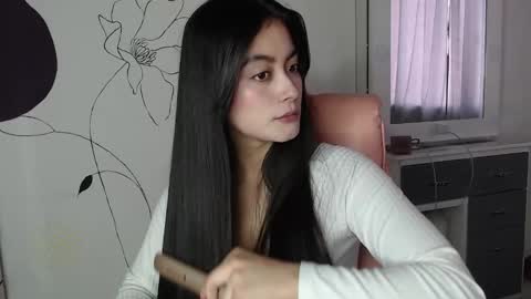 Snapshot of aly_foxx chatting on 12.24.24 Aly foxx online show from 12.24.24