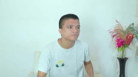 Snapshot of aly_n_sebas chatting on 04.24.26 aly_n_sebas online show from 04.24.26