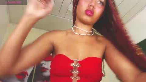 Snapshot of alya_gomez chatting on 12.14.24 online show from 12.14.24