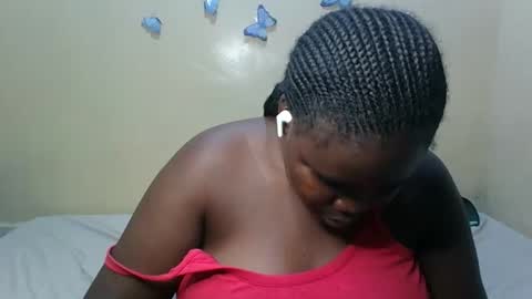 Snapshot of alyabeiby chatting on 05.31.26 alyabeiby online show from 05.31.26
