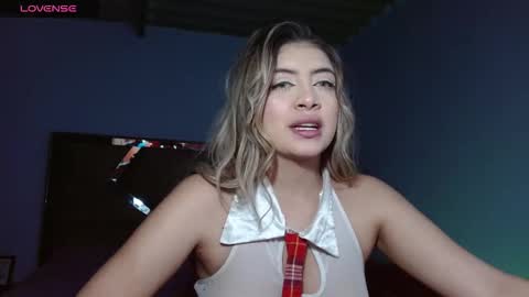 Snapshot of alyce__ chatting on 02.24.26 alyce__ online show from 02.24.26