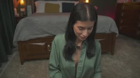 Snapshot of alyonaqueen_ chatting on 09.27.25 Alyona online show from 09.27.25