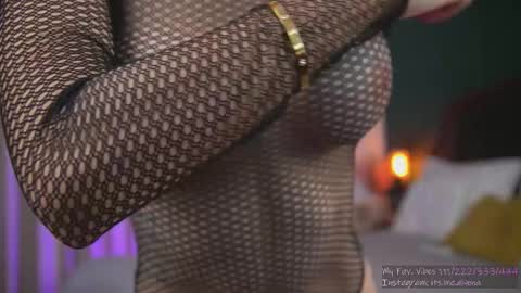 Snapshot of alyonaqueen_ chatting on 11.14.25 Alyona online show from 11.14.25