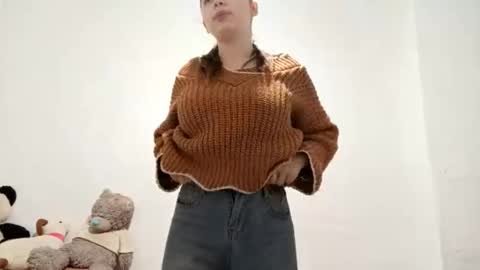 Snapshot of alysaadley chatting on 01.08.26 Zara online show from 01.08.26