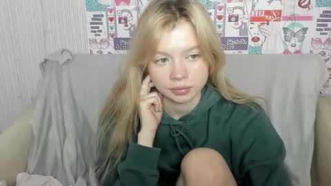 Snapshot of alysameow chatting on 12.02.25 Alysa 7GMT online show from 12.02.25