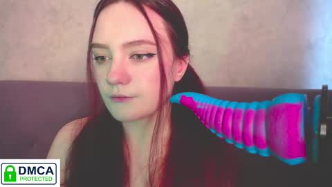 Alyssa online show from 02.11.25