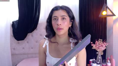 Snapshot of alyssa_joness chatting on 02.02.26 alyssa_joness online show from 02.02.26