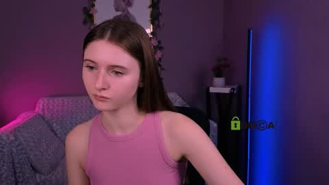 alyssamoan online show from 12.14.25