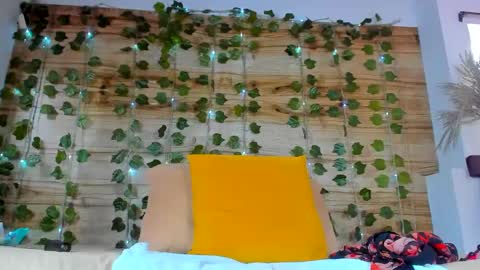 Snapshot of alyssia_oceann chatting on 03.12.25 alyssia online show from 03.12.25