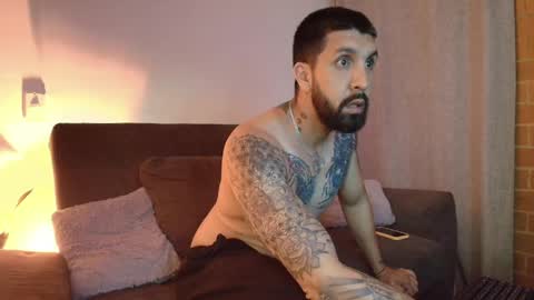 Snapshot of alyssia_wolds_1 chatting on 05.20.26 alyssia wolds online show from 05.20.26
