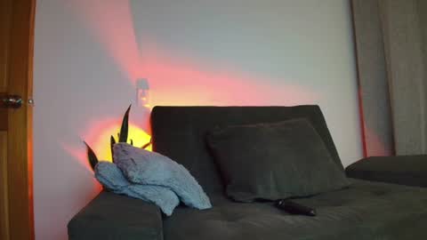 Snapshot of alyssia_wolds_1 chatting on 06.15.26 alyssia wolds online show from 06.15.26