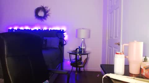 Snapshot of alyssiaamorexo chatting on 03.28.26 Alyssiaamorexo online show from 03.28.26