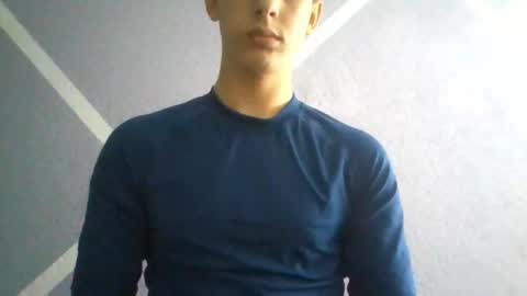 Snapshot of alzuhki975150 chatting on 03.30.26 alzuhki975150 online show from 03.30.26
