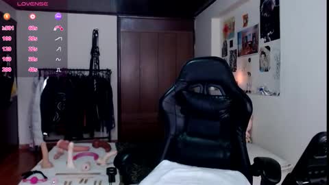 Amad Passer x guests   Independent model online show from 03.27.26