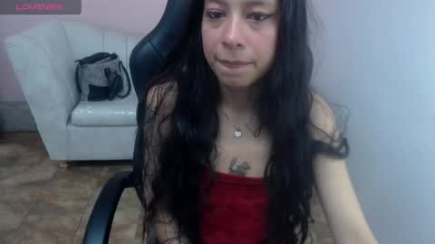 Snapshot of amaia_t chatting on 04.22.26 Amaia online show from 04.22.26