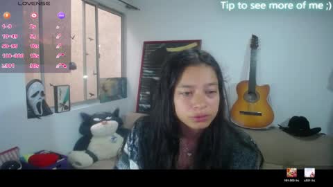 Snapshot of amaia_t chatting on 05.04.26 Amaia online show from 05.04.26