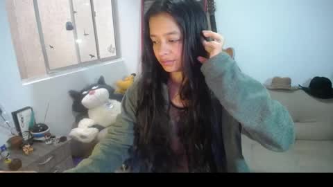 Snapshot of amaia_t chatting on 05.16.26 Amaia online show from 05.16.26