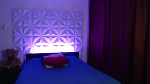 Amalett online show from 04.12.26