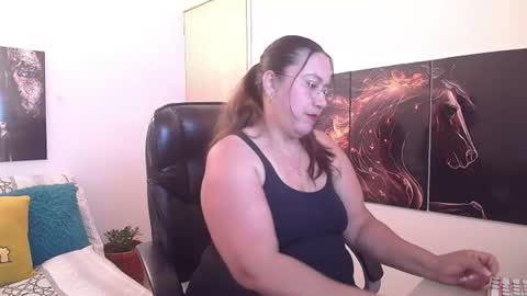 Snapshot of amalia_brunette chatting on 07.16.26 AMALIA online show from 07.16.26